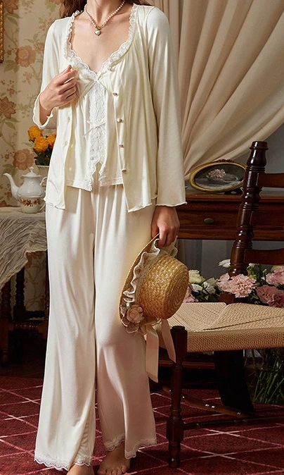2026 Retro Pajamas Spring and Autumn Solid Color Three Piece Home Furnishing Set