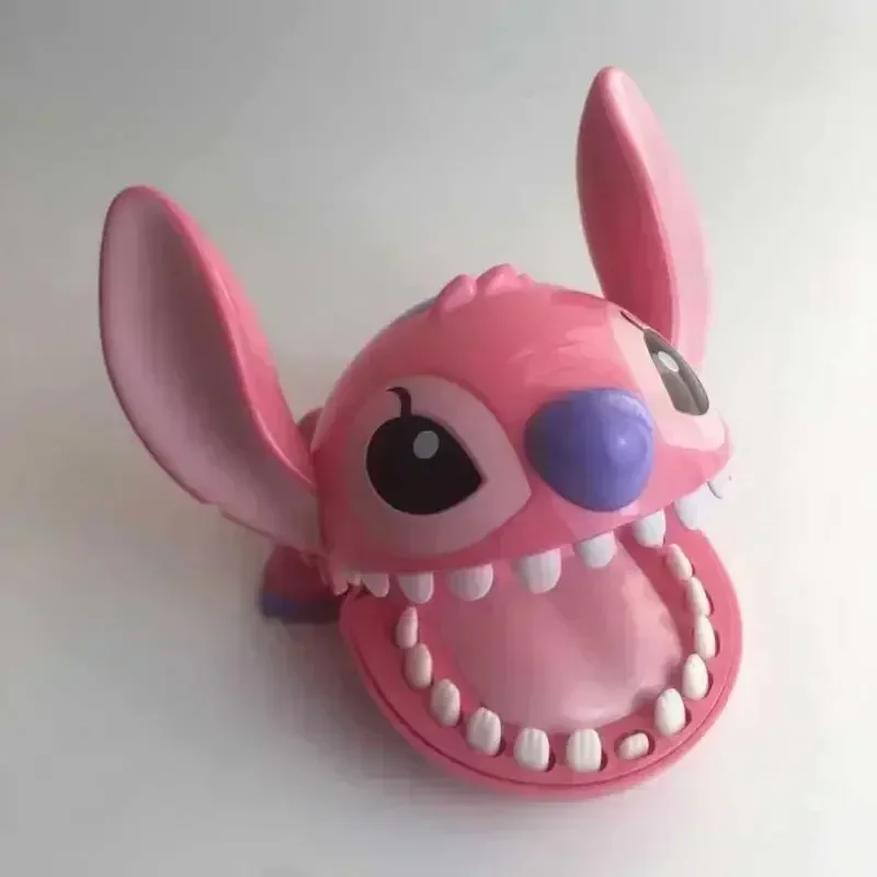 Figurines de doigt de morsure Disney Stitch, dessin animé, dentiste, dents poussées, modèle de jeu amusant, jouets, cadeaux d'anniversaire pour enfants, nouvelle collection 2026