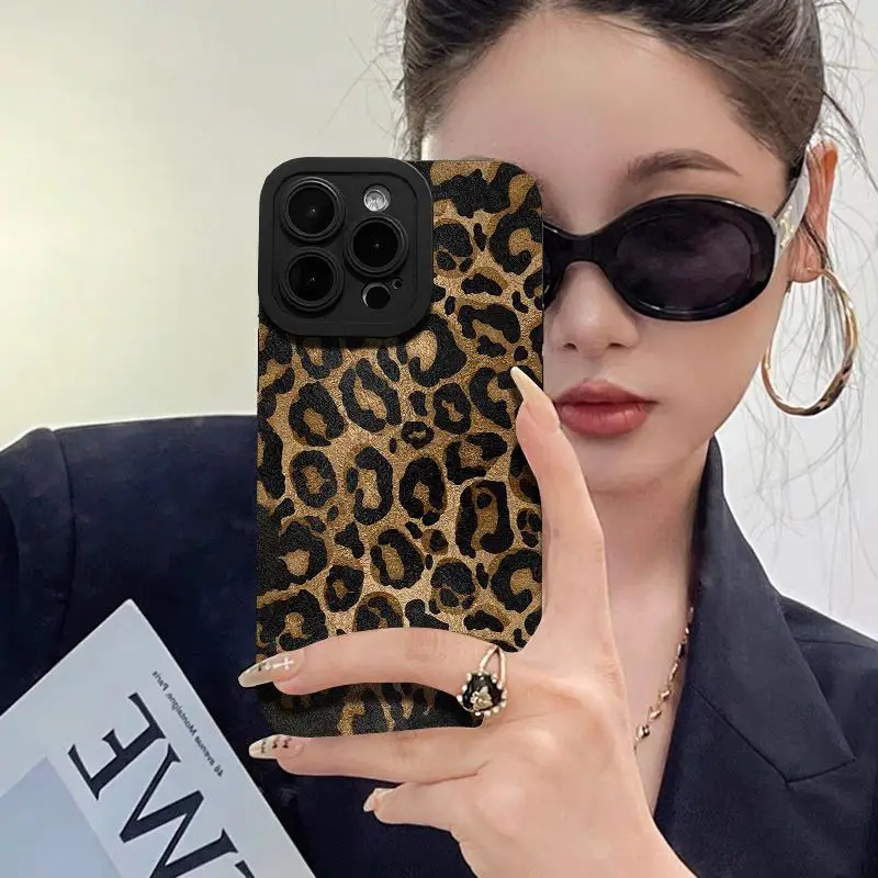 INS Brown Leopard Print Y2K Phone Case For Samsung Galaxy S25 S24 S23 S22 S21 S20 Note20 FE Plus Ultra 4G 5G Silicone Back Cover