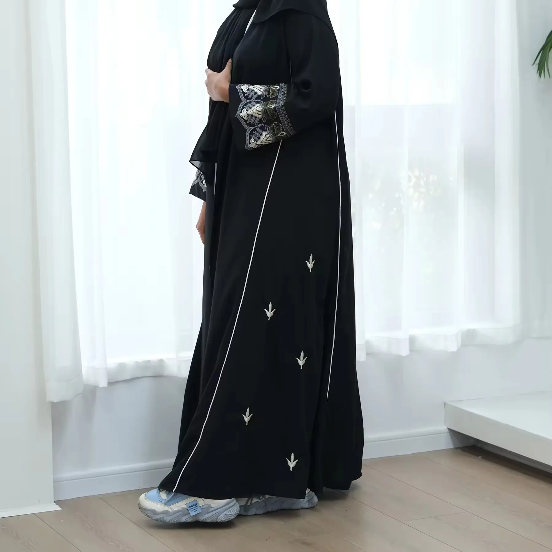 New Fashion Embroidery Kimono Oversized Muslim Robe abaya Syari Female Full Length Muslim Islam Kebaya Caftan Arab Abaya Robes