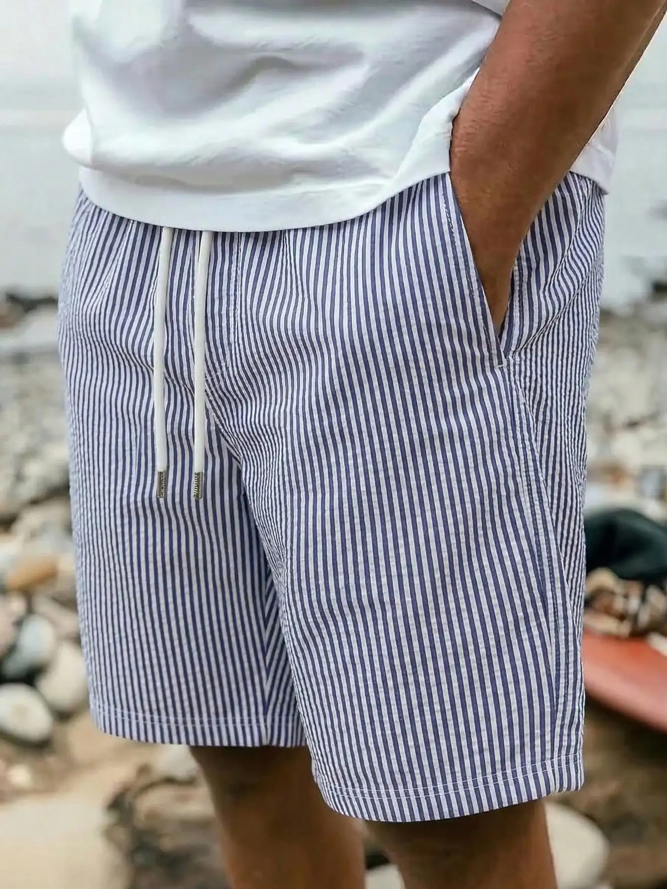 

Men's Striped Palm Tree Print Casual Beach Shorts With Drawstring, Summer