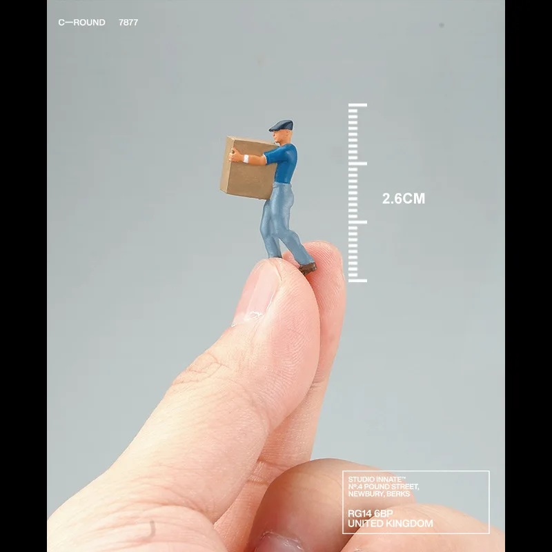 DIY Handmade 1/64 Action Figures Painted Model City Station Miniature Scene Figure Trendy Girl Diorama Creative Photography Toys