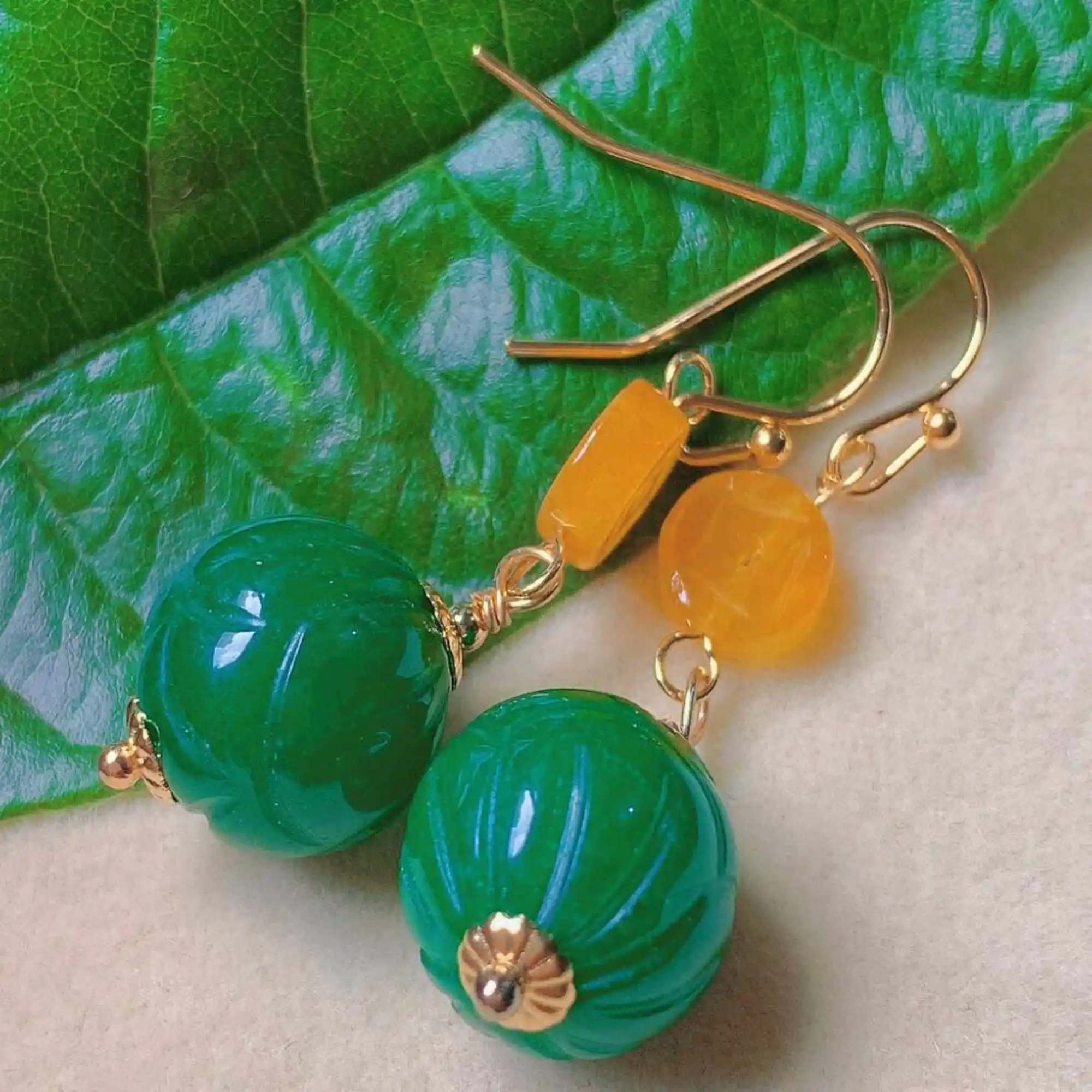 Fashion green round hetian jade yellow chalcedony gold earrings Clip-on Silver Party Eardrop Handmade Wedding