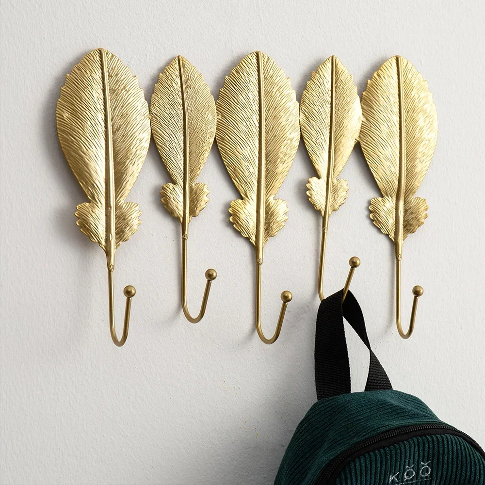 Simple Home Decor Bathroom Accessories Wall Decoration Golden Iron Leaf Gate hook up Wall Key Hanger Clothes Rack Hooks