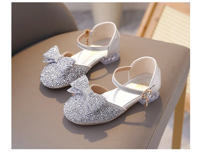 Luxury Diamonds Kids Elegant Lightweight Banquet with Heeled Shoes Baby Girls Summer Princess Fashion Bow Soft Sequined Sandals