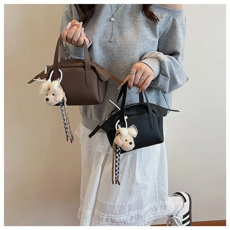

Elegant Crossbody Bag For Women Sophisticated Shoulder Handbag For Ladies Refined Purse Underarm Bag For Events