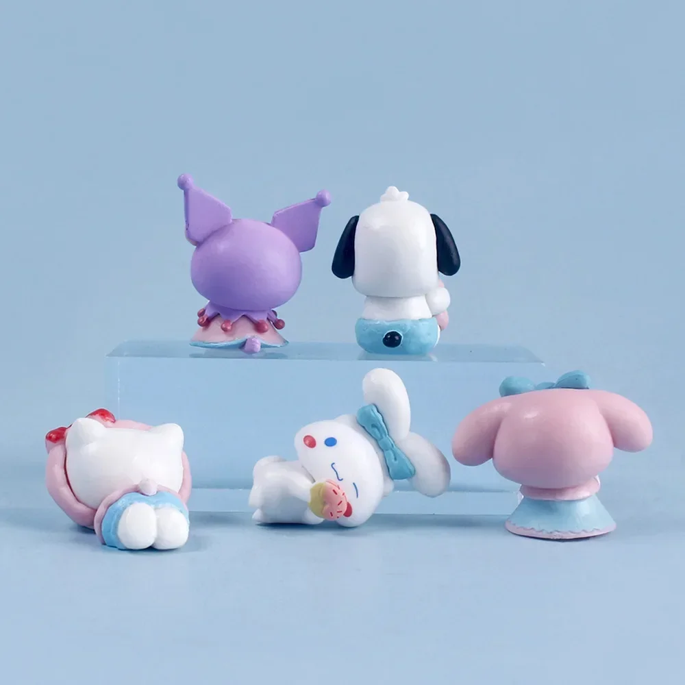 Sanrio 4Cm Figurka Hello Kitty My Melody Anime Kawaii Kuromi Kolekcja akcji Zestaw 5 materiałów PCV Prezenty dla dzieci