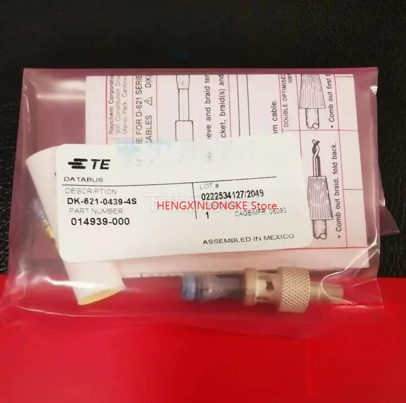 

New Original DK-621-0439-4S DK-621-0439-4P DK-621-0440-4P DK-621-0440-4S Conn Triaxial Solder ST Cable Mount RCP