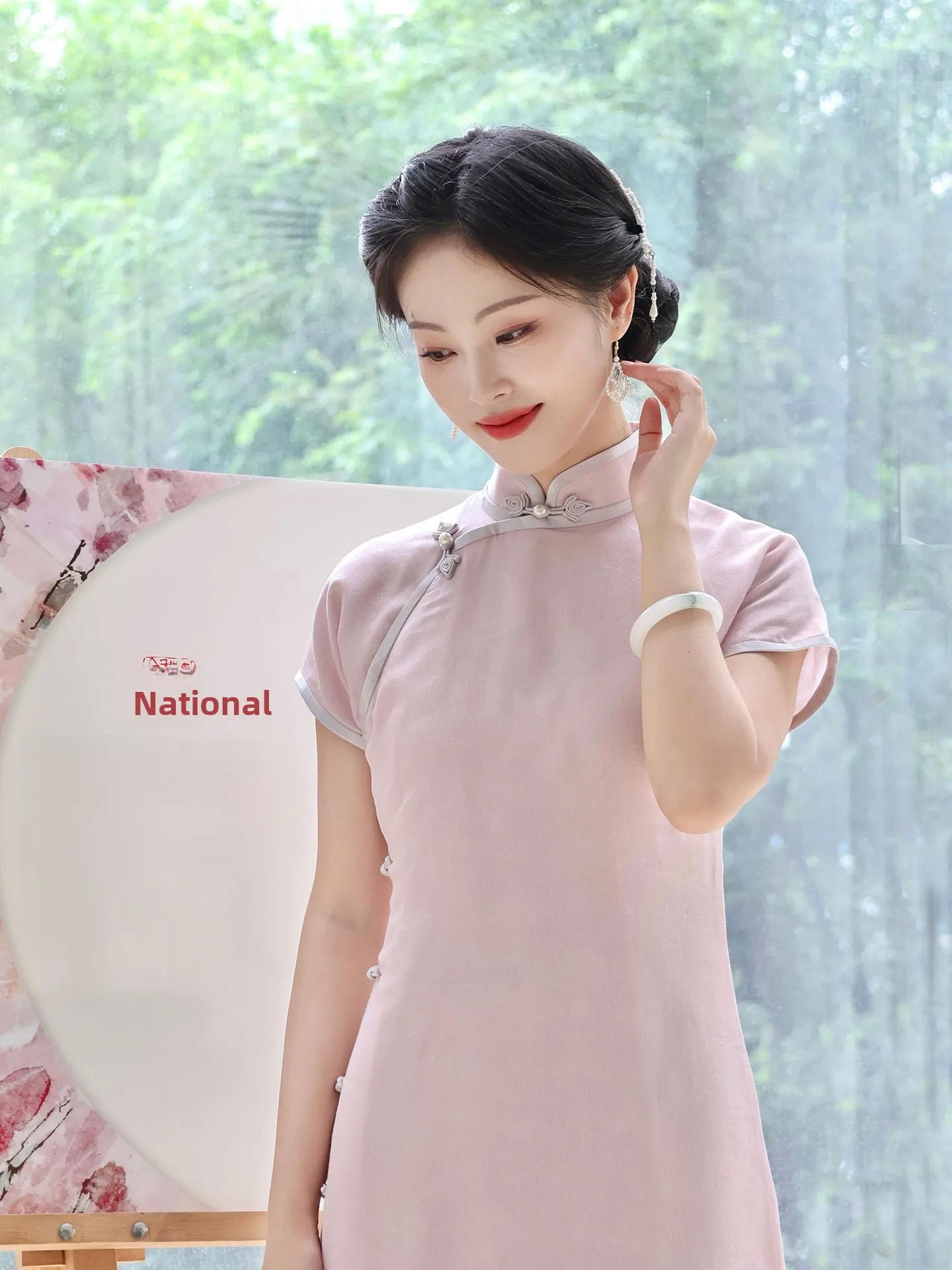 

Традиционная цельная одежда с прямым кроем в стиле молодежной Республики Китай, с длинными рукавами, дышащая, легкая, однотонная.