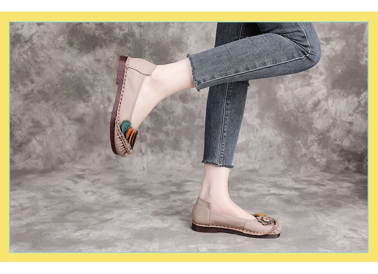 Neue handgefertigte Ballerinas aus echtem Leder für Damen mit Blumenapplikation, ethnische flache Schuhe für Damen, Vintage-Slip-On-Flats, Damen-Mokassins – Detail 13