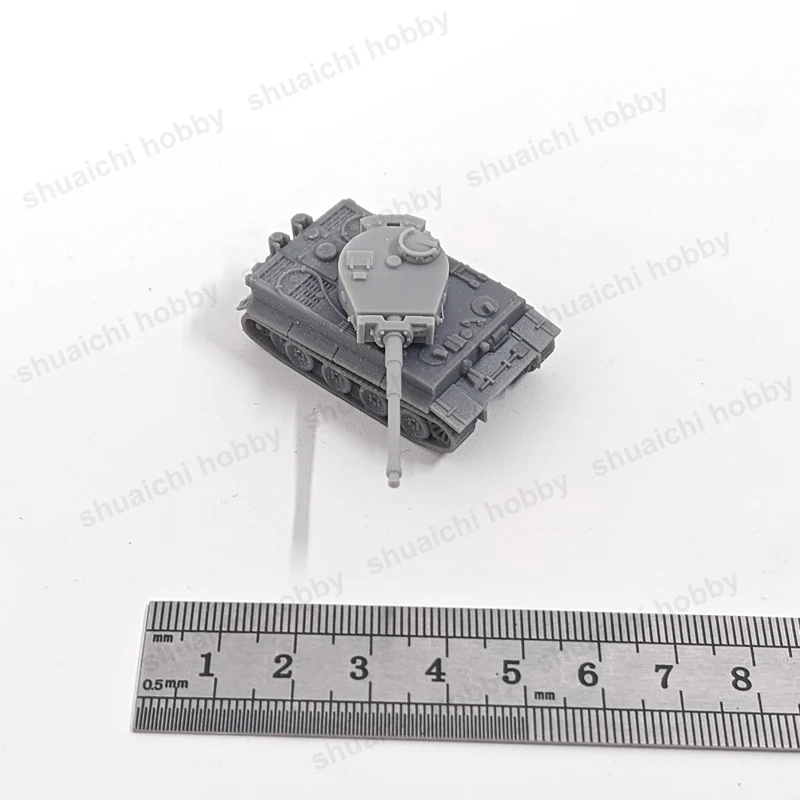 5PCS Medium Production Tiger Tank Model 1/144 Scale Miniature Fighting Vehicles Creative Souvenirs for Kids Boys DIY Hobby