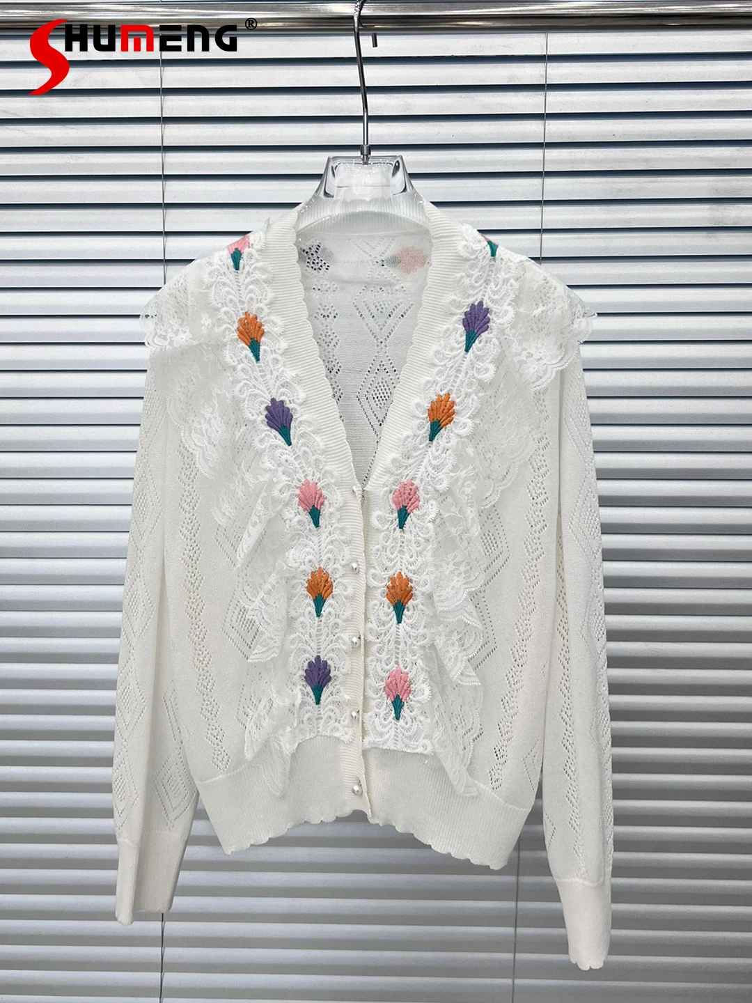 

2024 Spring Autumn Knitwears Hand Hook Three-dimensional Flower Knitted Cardigan Women's Loose Retro Long-sleeve V-neck Sweaters