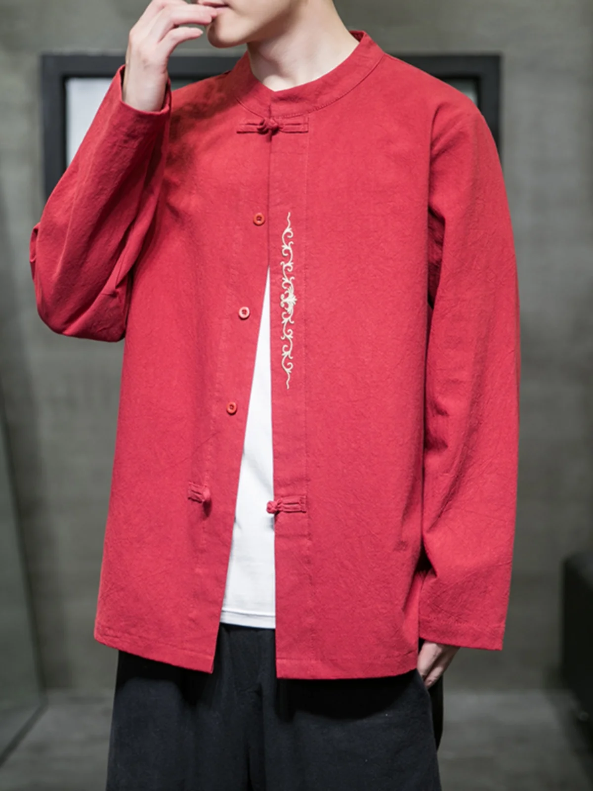 

New Chinese Sle Red Linen Cotton irt Men's Spring Autumn Embroidery Wind Coat Jaet Boy's Loose Fit Youth Faion