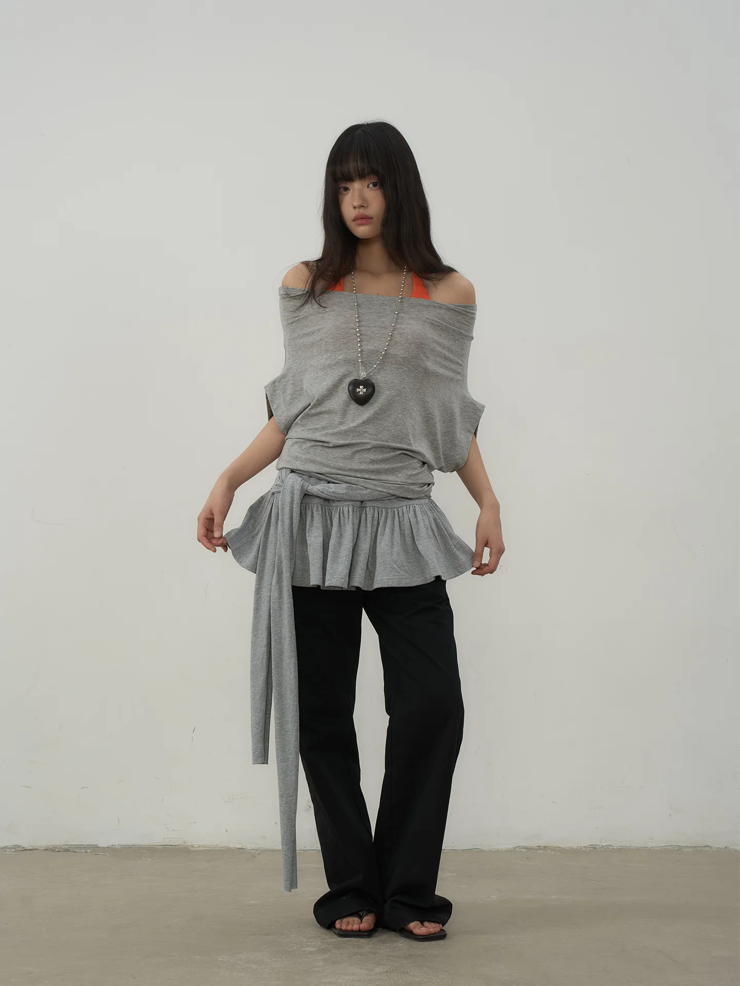 

Rebornique Design Sense Knot Folded Half Skirt Layered Light Ballet Style Matching Curtain mid Waist Loose Fit Spring 2026