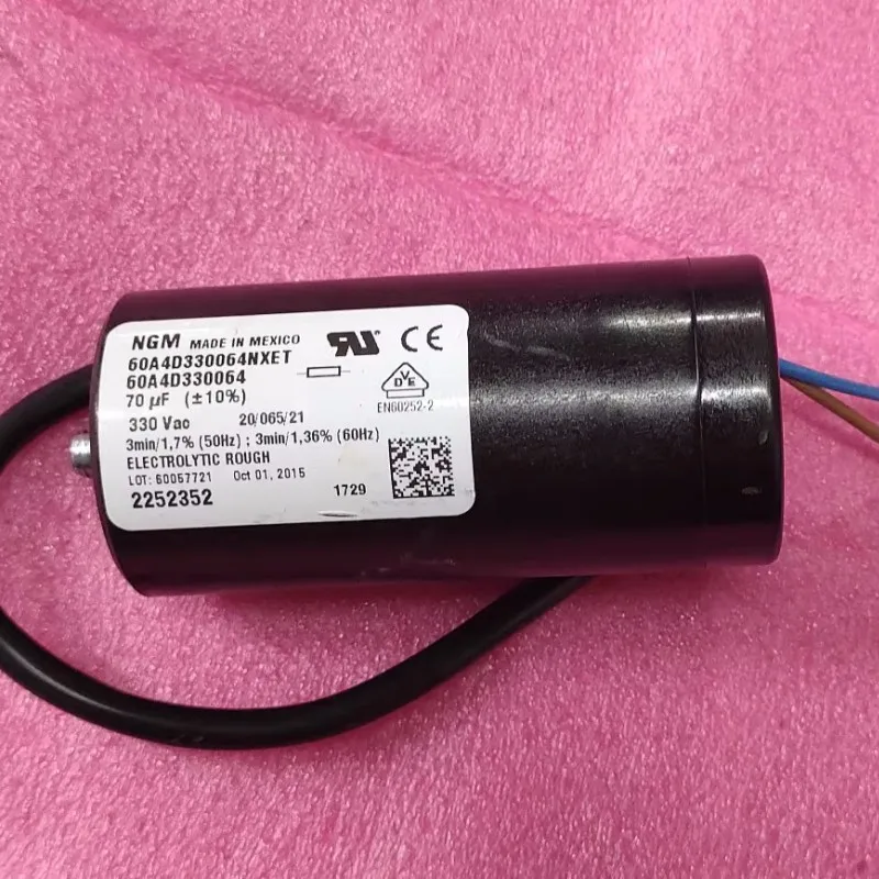 

1pcs/lot new100% 70uF 330VAC 330V compressor start capacitor 60A4D330064NXET USA NGM original