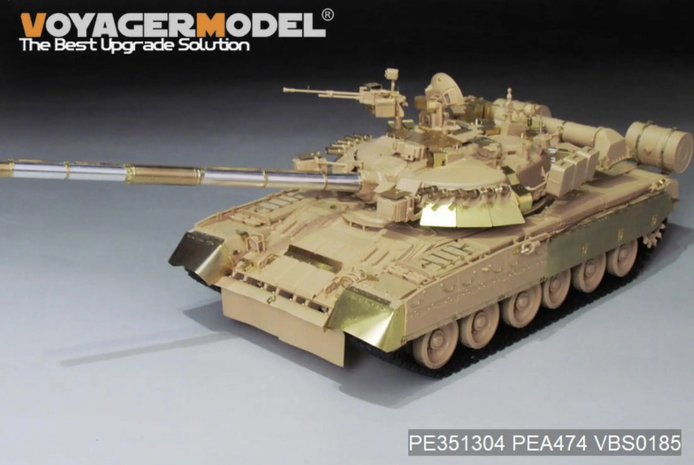 VOYAGER PE351304 Modern Russian T-80UK Main Battle Tank (Smoke Discharger Include) For RFM 5115