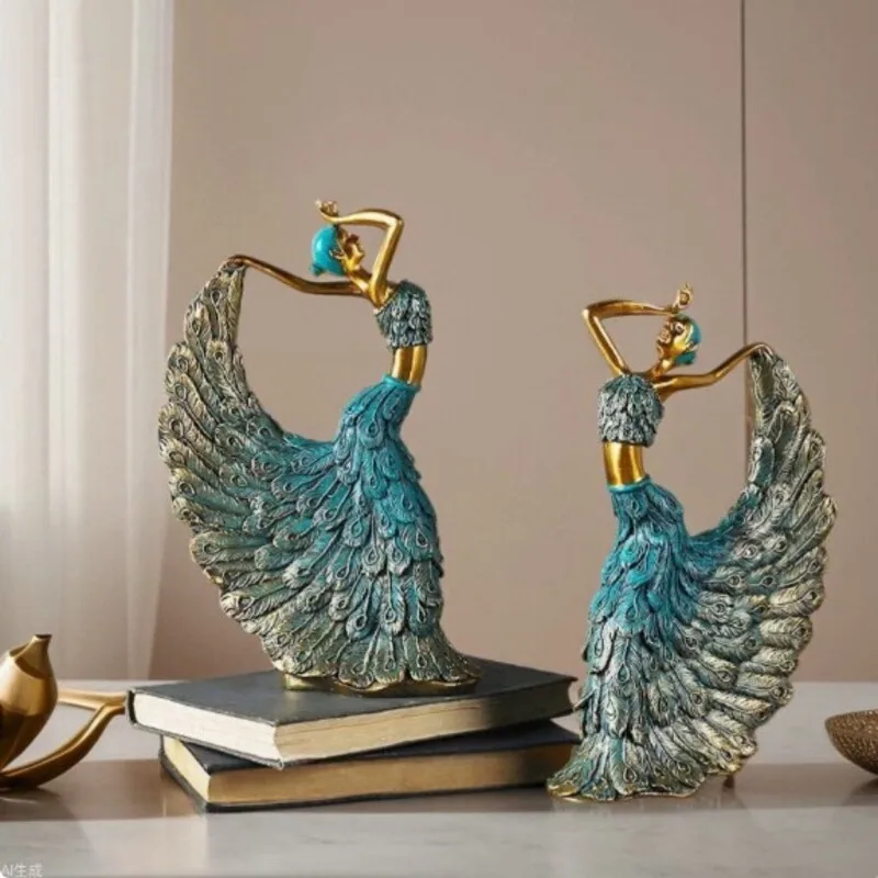 

European Style Peacock Dancer Resin Ornament Light Luxury Creative Craft for Wedding Home Living Room TV Cabinet Decor