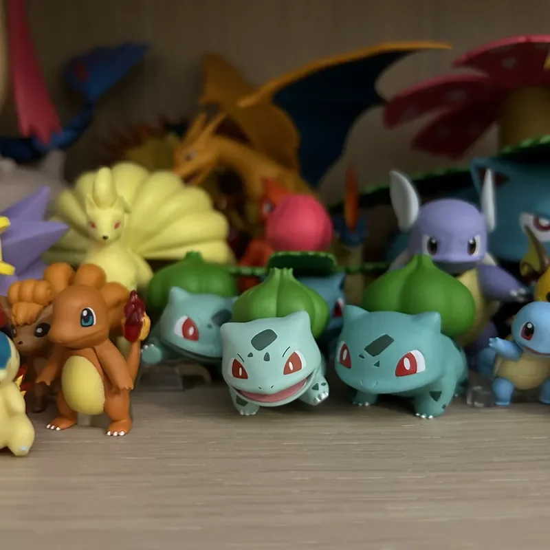 Pokemon Figura Trasforma Pokeball Pikachu Mewtwo Mew Eevee Gengar Blastoise Venusaur Charizard Gyarados Poke Ball Elf Giocattoli per bambini