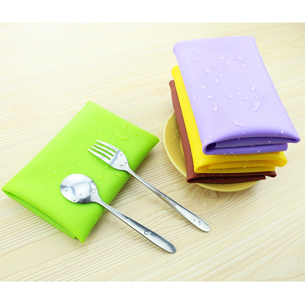 

3Pcs 40x30cm Silicone Pastry Rolling Baking Mat Antiskid Mat for Rolling Dough Making (Random Color)