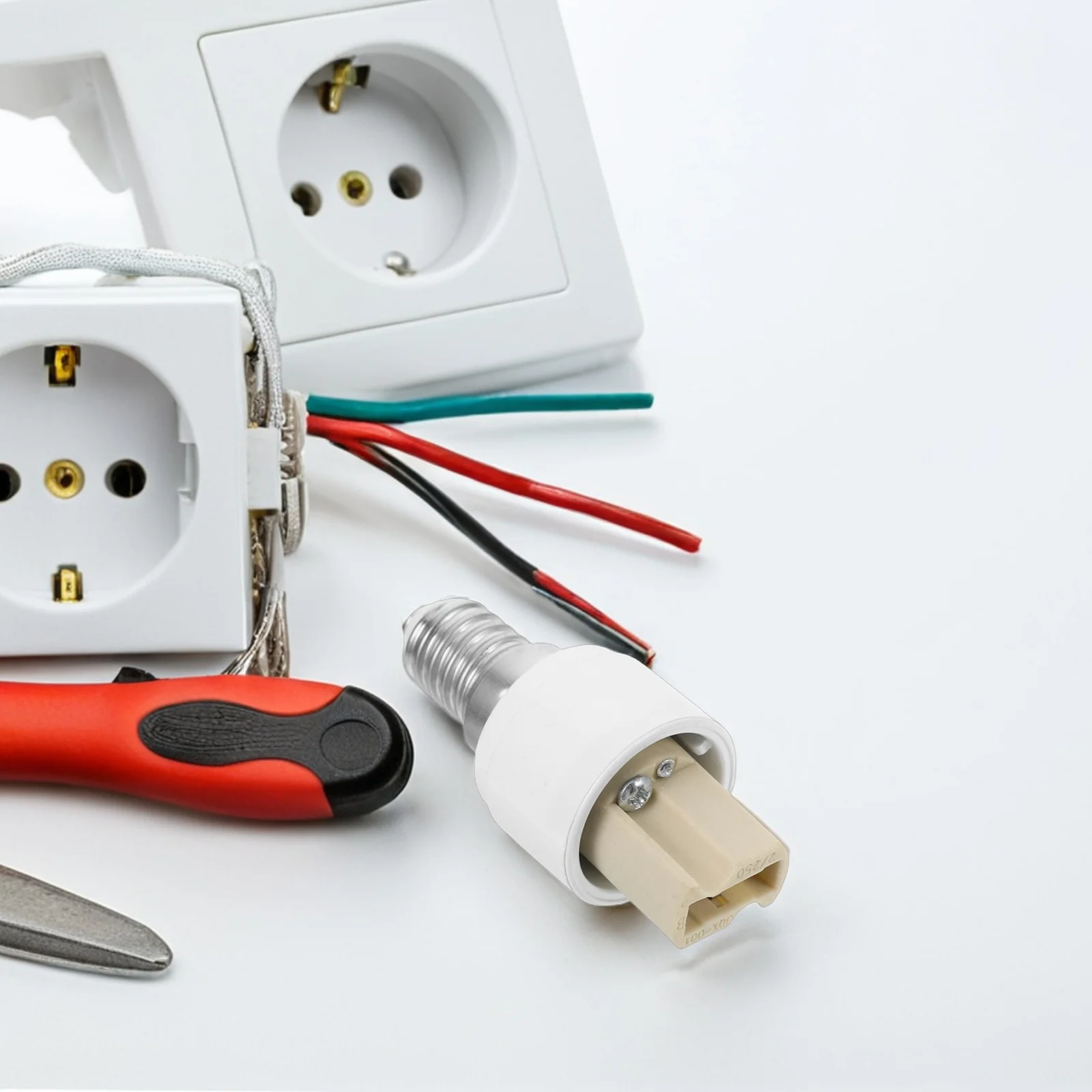 

E14 To G9 Lamp Socket Converter Multi-Function Light Bulb Adapter Base Heat Resistant Insulated For Home Office Mall Use Lamp