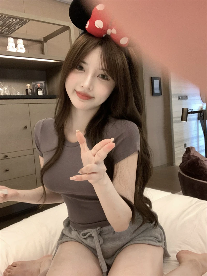 

Прозрачные футболки женские, 4 цвета, летние укороченные топы, модные универсальные тонкие сексуальные популярные женские футболки в корейском стиле, популярная уличная одежда, шикарная молодежная одежда