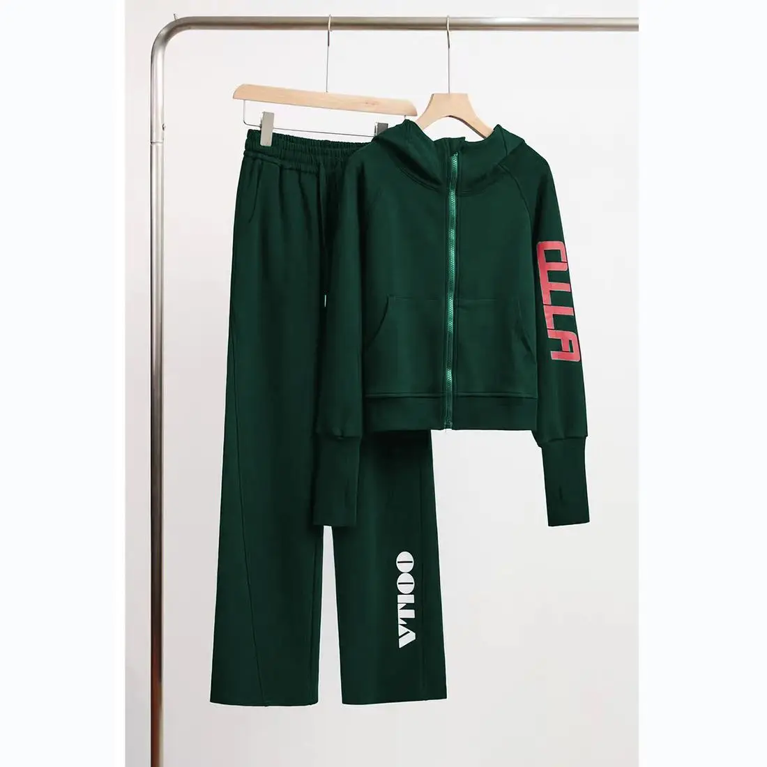 女性用スポーツウェアセット フィットネス ランニング 朝の服装 カジュアル ツーピーススーツ ロングスリーブ パーカー ジッパー カーディガン ポリエステル繊維