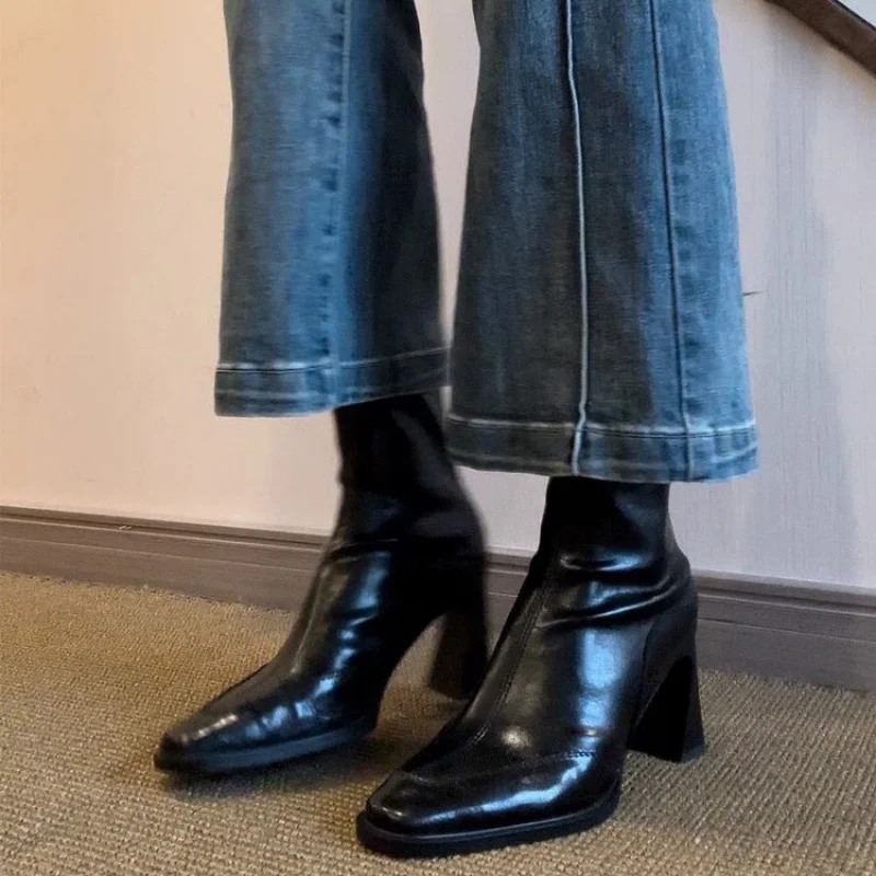 

Korean Style High Heel Square Toe Slim Short Boots for Women 2025 Retro British Style Back Zipper Thick Heel Short Boots