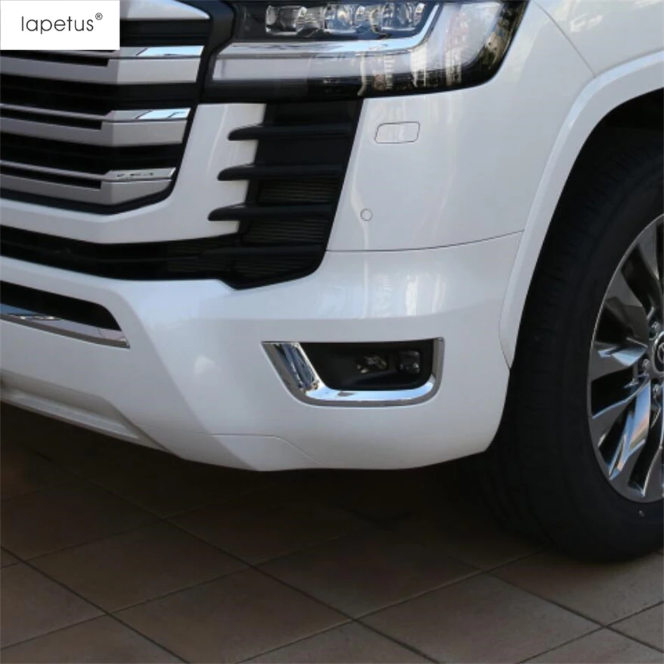 

Car Front Bumper Fog Lamp Light Eyebrow Cover Trim For Toyota Land Cruiser 300 LC300 2021 - 2025 ABS Carbon Fiber Accessories