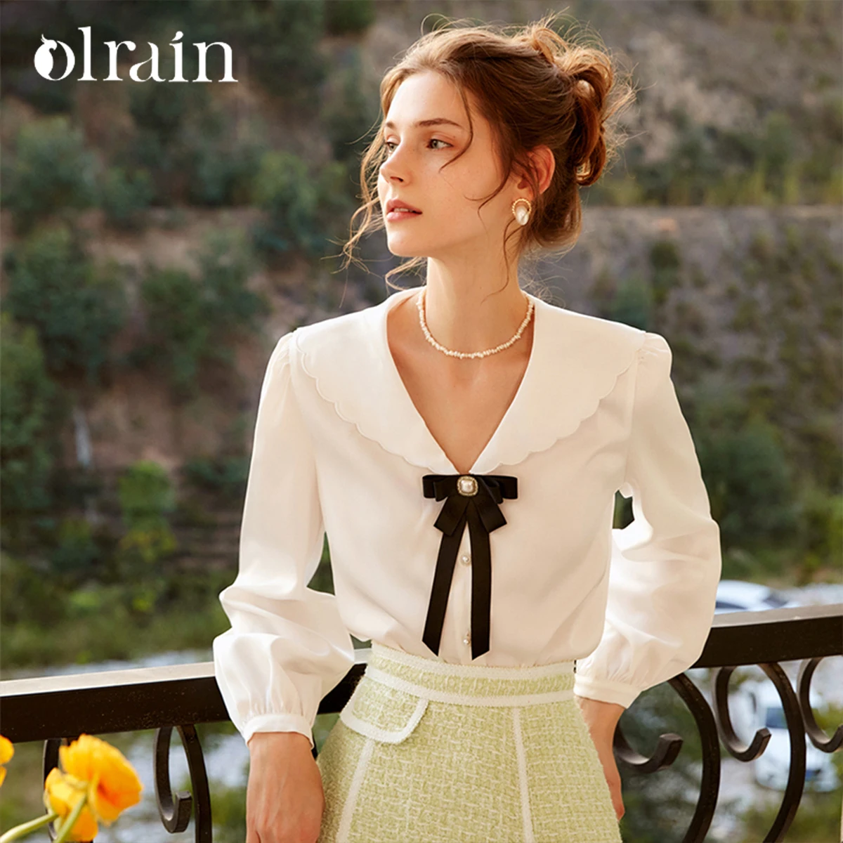 

OLrain Blouse Women Elegant Ruffled Embroider V-neck Bow Shirts French Autumn 2025 Lantern Sleeve Lady White Blouses M56QC60018