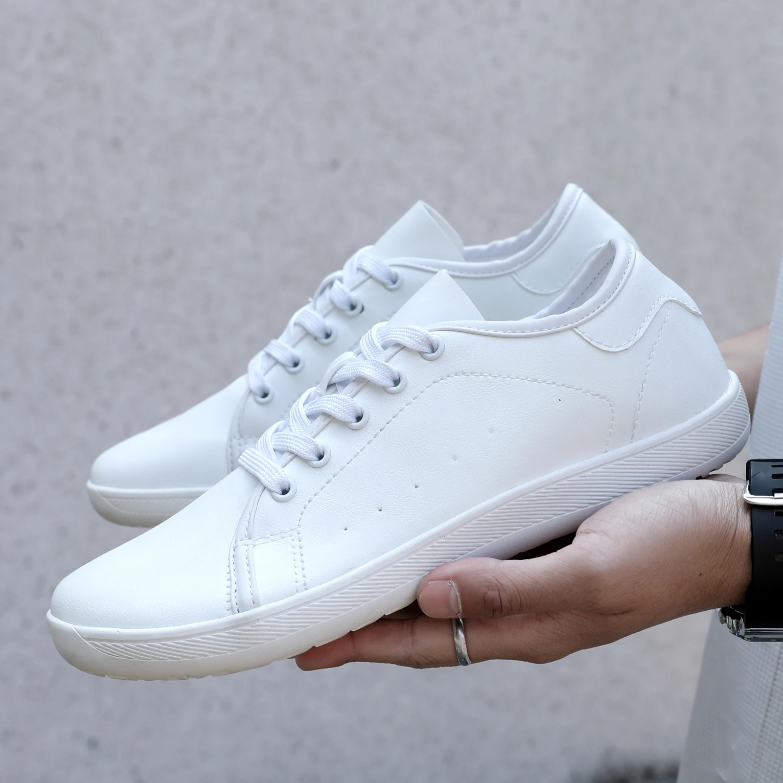 New Men's Wide Barefoot Canvas Sneaker 2024 Fashion Flats Soft Zero Drop Sole Wider Toe Light Weight Fashion Sneakes Plus Size