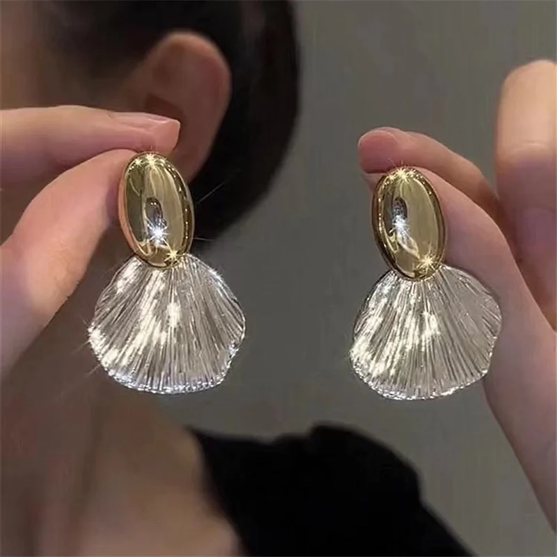 Moda oro argento colore grande conchiglia in metallo orecchini pendenti per le donne geometrico irregolare Vintage semplice earrivns gioielli regalo