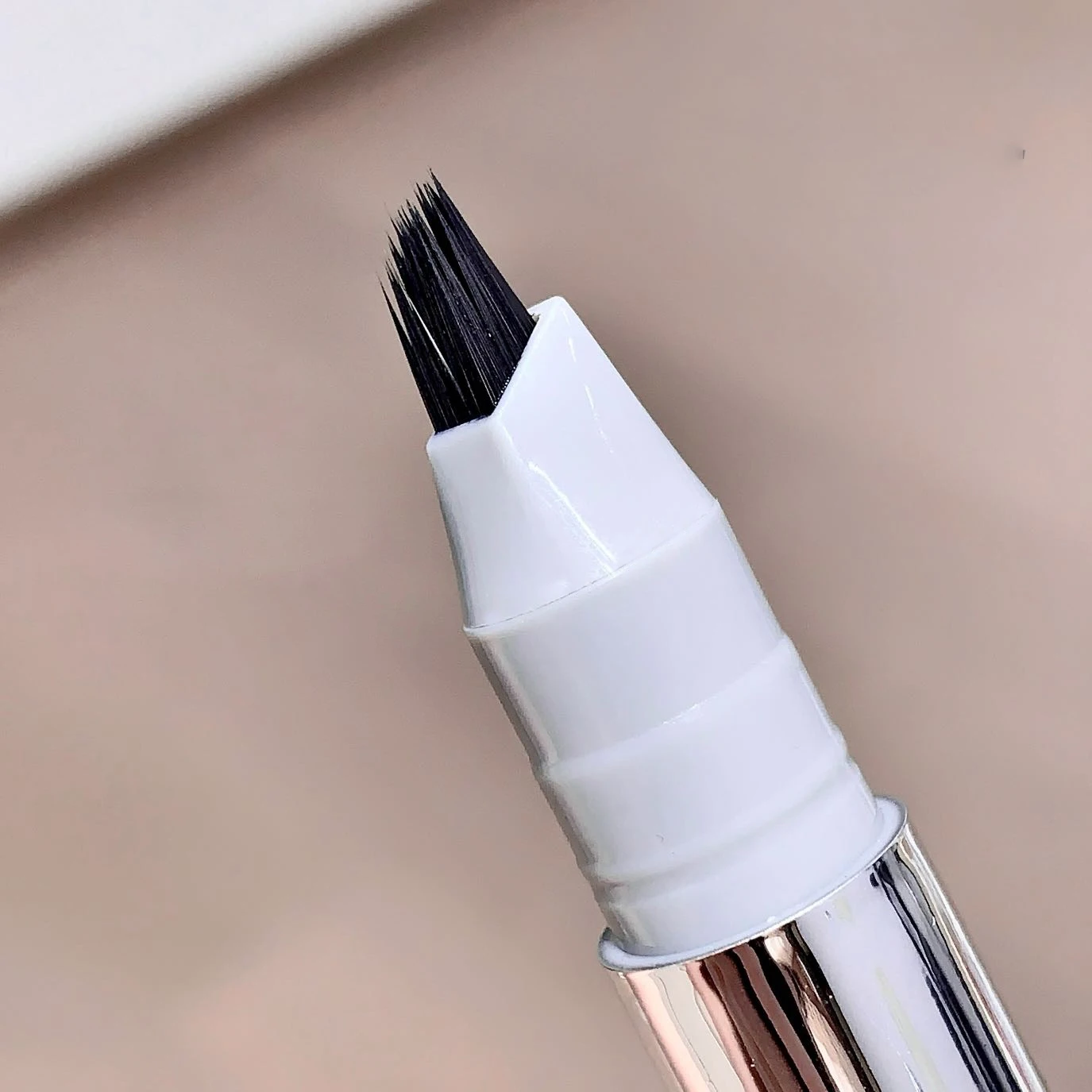 Kakashow crayon à sourcils eau crayon à sourcils multi-points longue durée ne se décolore pas avec racines distinctes