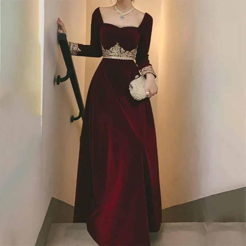 

Customized Evening dresses for Women Lace luxurious women's evening dresses Floor-Length Party dresses for special occasions