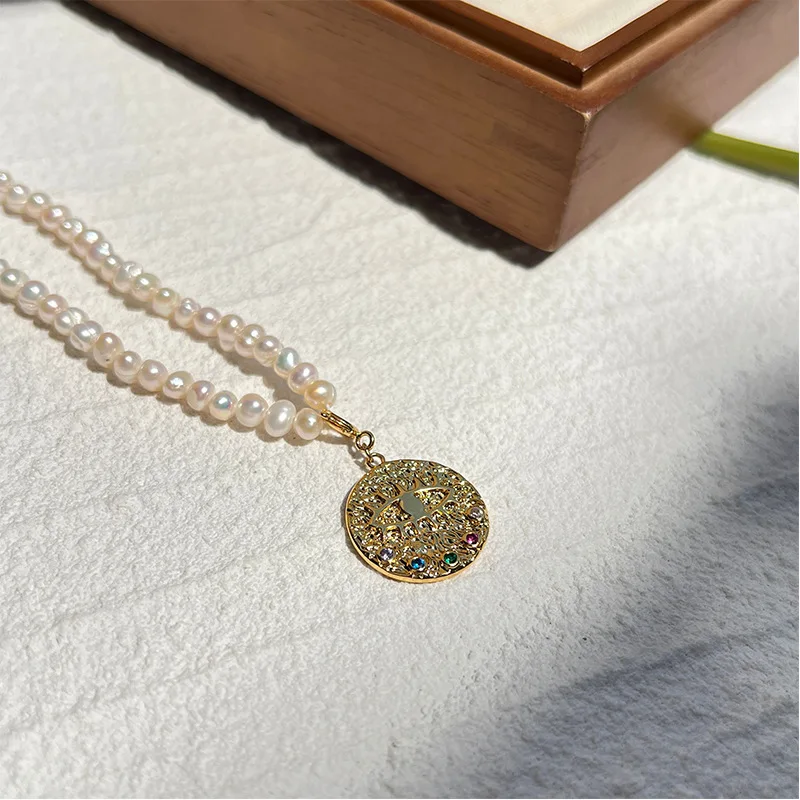 

2025 New Arrival Natural Freshwater Pearl Chain Necklace Devil Eye Pendant High-end Niche Internet Celebrity Coin Clavicle Chain