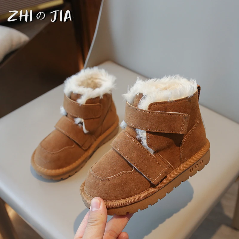 

Hot Selling Warm Thick Snow Boots Boys and Girls Outdoor Anti Slip Sports Plush High Top Boots Fashion Casual Matching Shoes