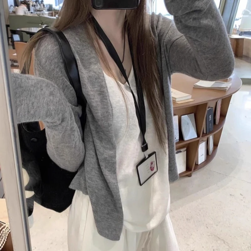 

Women's Spring Autumn Tops Cardigan Knit Draped Short Thin Leisure Design Retro Niche Thin New Fashion Loose Comfortable Brand