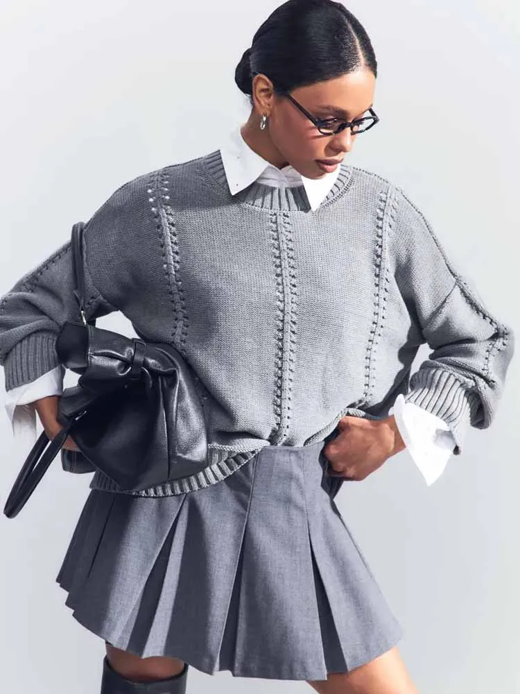 BKQU سترات نسائية غير رسمية مفرغة للخريف والشتاء فضفاضة برقبة دائرية بلوفر مغزول بلون سادة سترات هاراجوكو للشارع