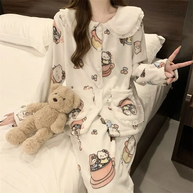 Pizzo Hello Kitty Flanella invernale Colletto per bambola carino Pantaloni a maniche lunghe Ragazze più Abito caldo addensato in velluto Abiti larghi per la casa