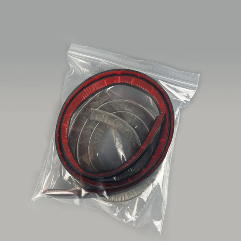 Bouchon de tirage de bas de porte avec brosse, bande d'étanchéité pour réduction du bruit du vent, bloqueur d'étanchéité sous la porte, scellant de protection, bande d'étanchéité pour porte