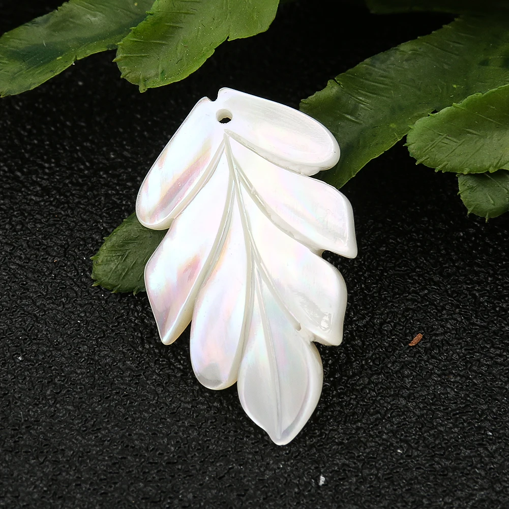 White Sea Shell Leaf Pendant Natural Carved Mother of Pearl Beads Charms for Jewelry Making Handmade Earring Necklace DIY Crafts