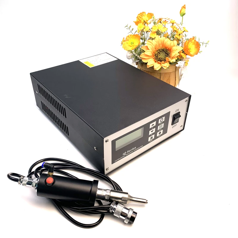 آلة لحام نقطي بحلقة الأذن بالموجات فوق الصوتية 35 كيلو هرتز 800 واط