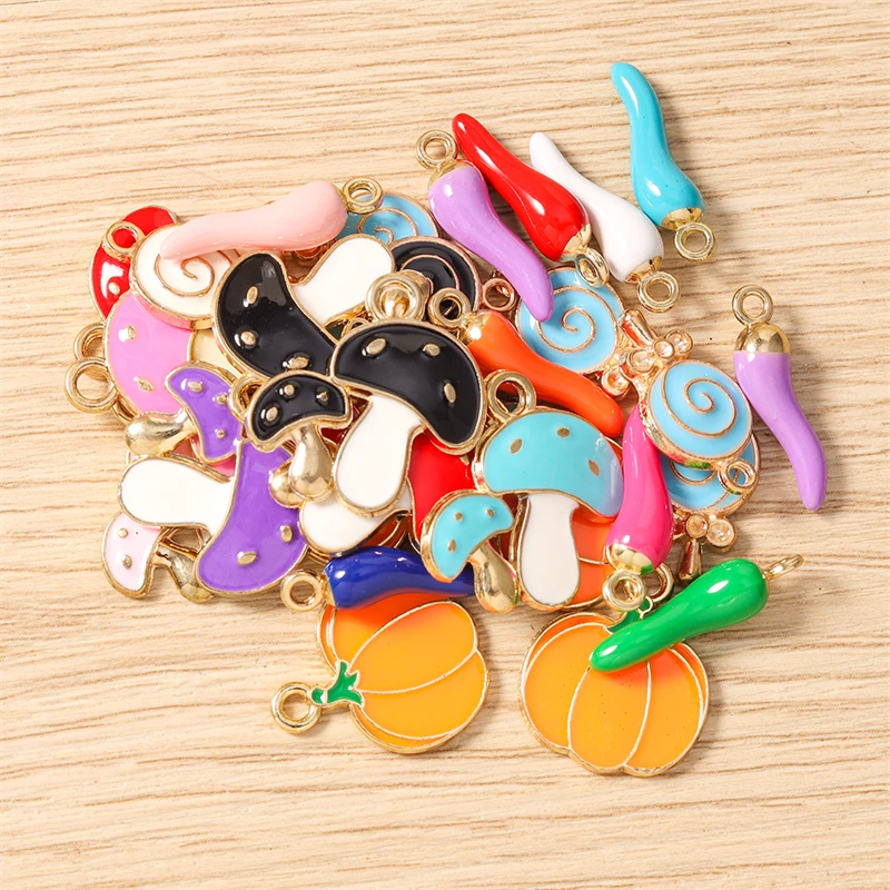 10 Stück niedliche, gemischte Anhänger in Form von Chili, Pilzen und Lollipops zum Basteln von Schmuck, Ohrringen, Halsketten, Armbändern und für DIY-Bastelarbeiten. – Detail 3