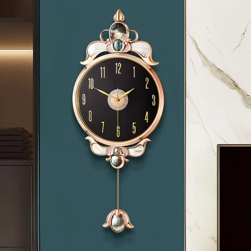 Light luxury shell clock wall clock living room home 2024 new high-end atmospheric silent wall-mounted quartz clock wall-mounted