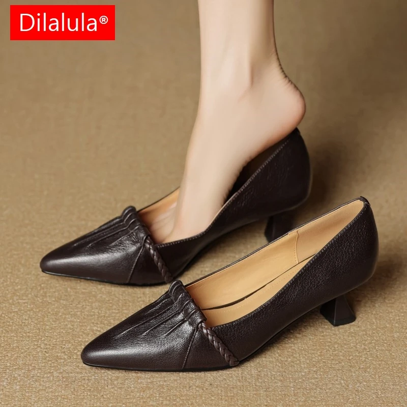 

Dilalula 2025, туфли-лодочки из натуральной кожи на тонком высоком каблуке, женские плиссированные офисные туфли-лодочки с острым носком, женские туфли-лодочки на каблуке с декором