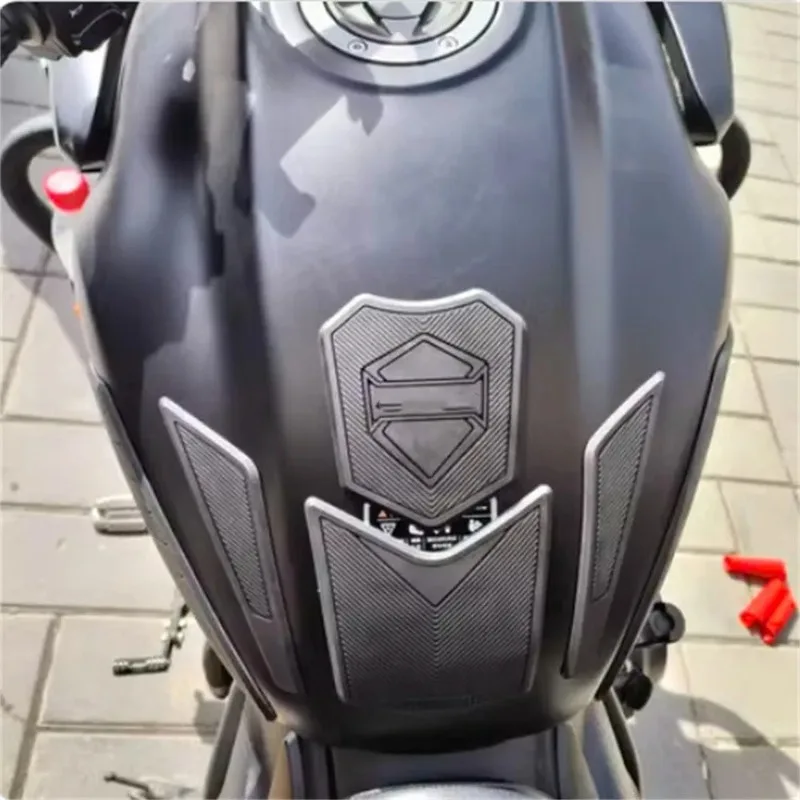 Thickened Fuel Tank Sticker Rubber Fish Bone Sticker Accessories Modified Anti Wear and Anti slip Sticker Decal FOR VOGE CU525