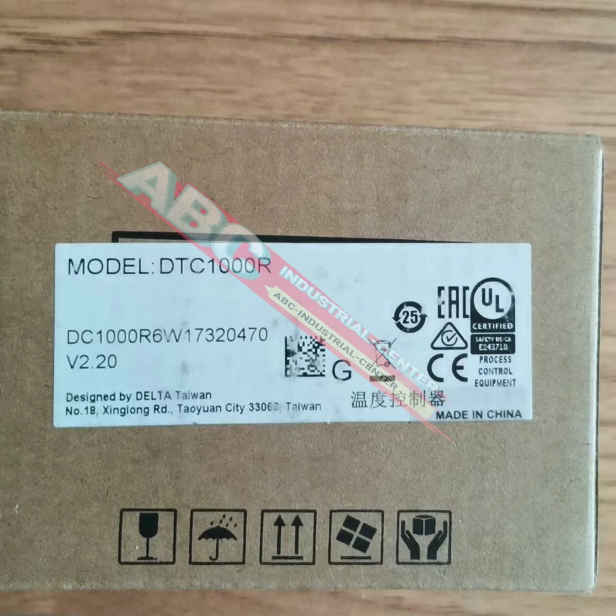 DTA4848V1 DTC1000R ใหม่ในกล่อง ตัวควบคุมอุณหภูมิ