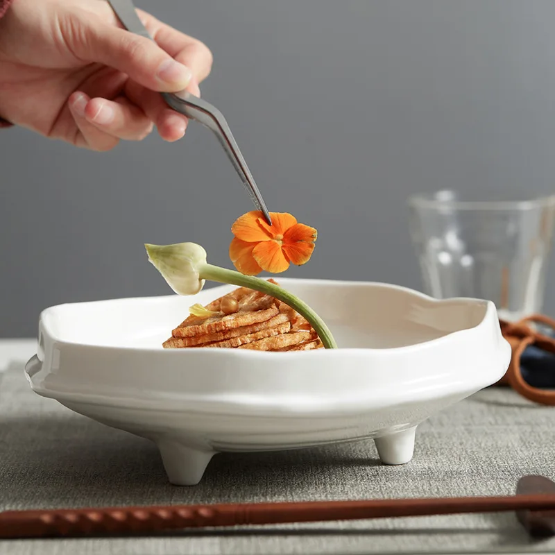 Three-legged soup plate Ceramic dish plate Household high-end cold dish plate Creative personality Japanese high foot