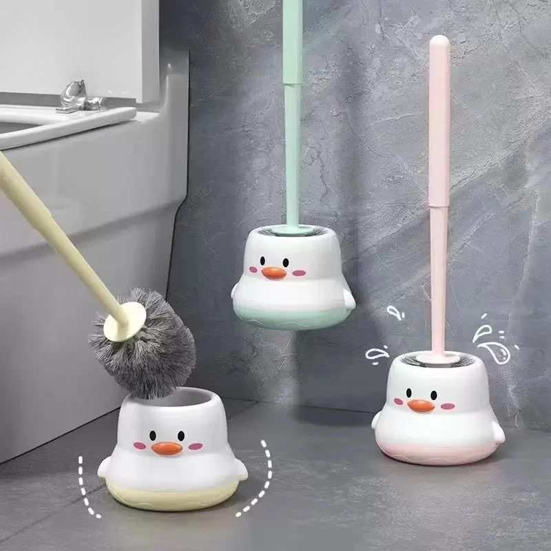 Nuevo juego de limpieza de inodoros de plástico con diseño de pollito de dibujos animados, cepillo de limpieza de baño con base sin ángulos muertos y mango largo