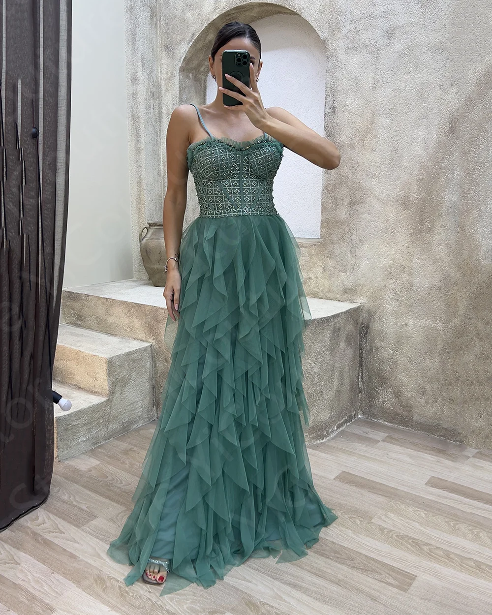 Charming Dark Green Evening Dresses 2024 Tiered Ruffles Skirt Prom Gowns Sweetheart Beading Wedding Party Dresses Back Out