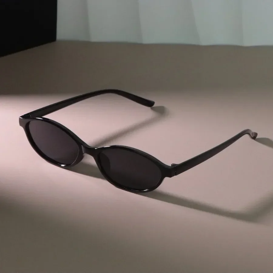 Stilvolle Cat Eye Sonnenbrille Frauen Männer Vintage Marke Spiegel Objektiv Einfache Sonnenbrille Weiblich Männlich Coole Farben Oculos De Sol